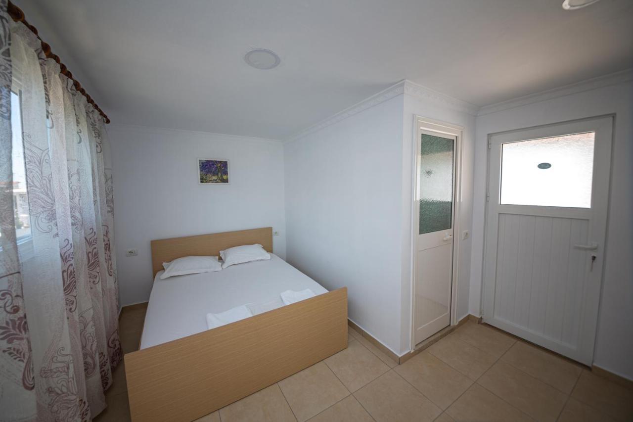Himara Apartments Buitenkant foto