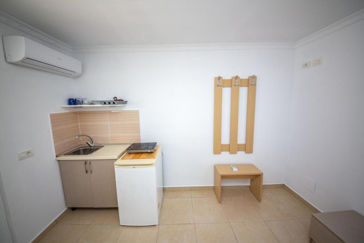 Himara Apartments Buitenkant foto