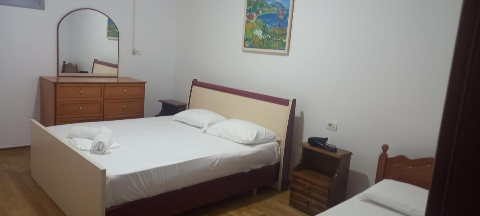 Himara Apartments Buitenkant foto