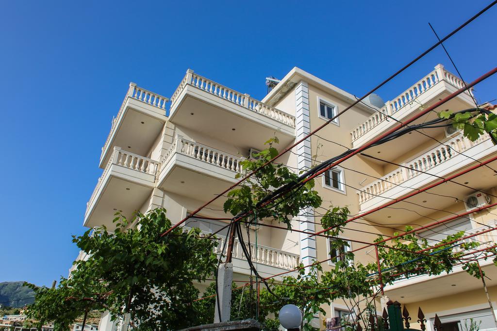 Himara Apartments Buitenkant foto