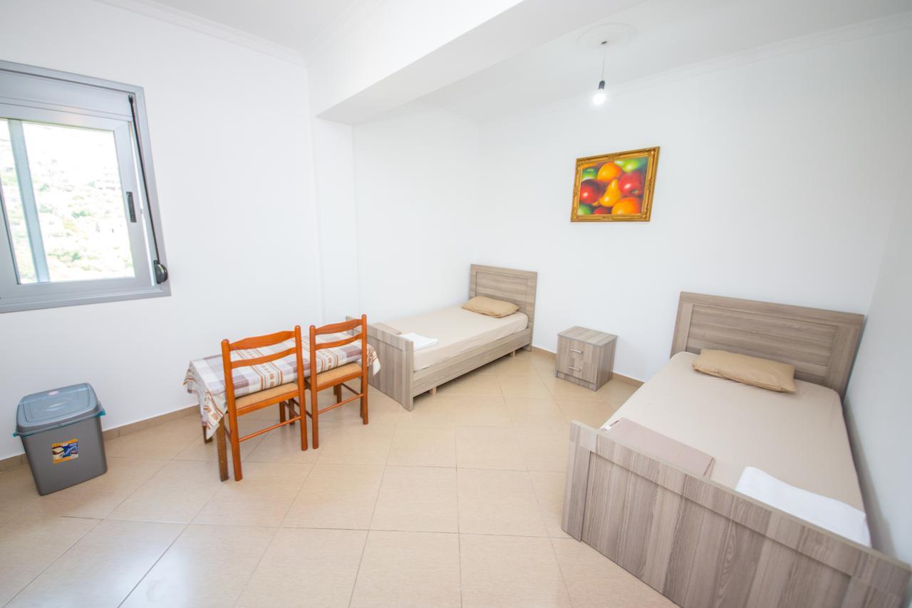 Himara Apartments Buitenkant foto